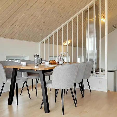 Stunning In Brkop With Wifi And 2 Bedrooms 2 Feriehus